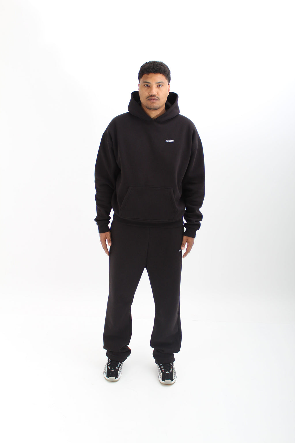 HOODIE BLACK